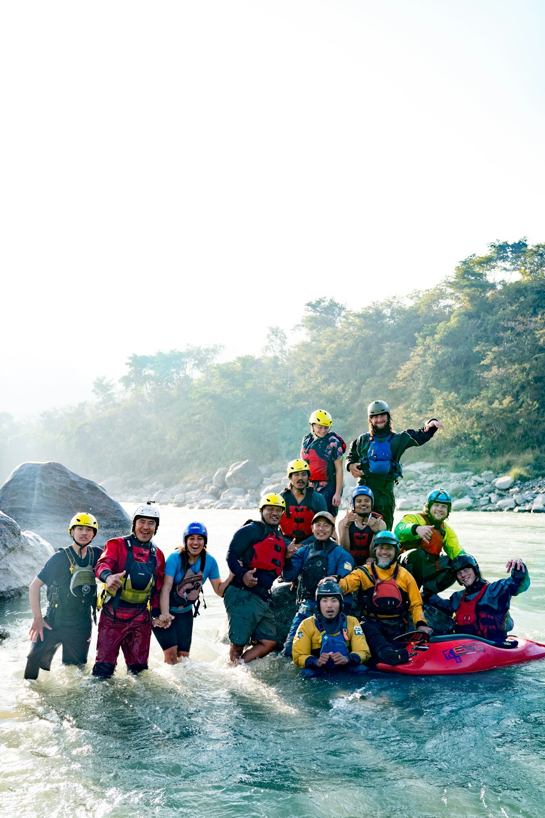 a-group-of-people-riding-on-the-back-of-a-raft-ngmibvqmorw